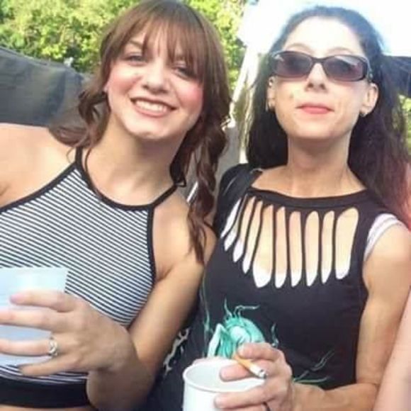 Meet your Posher, Nuuanna - Picture 1 of 1